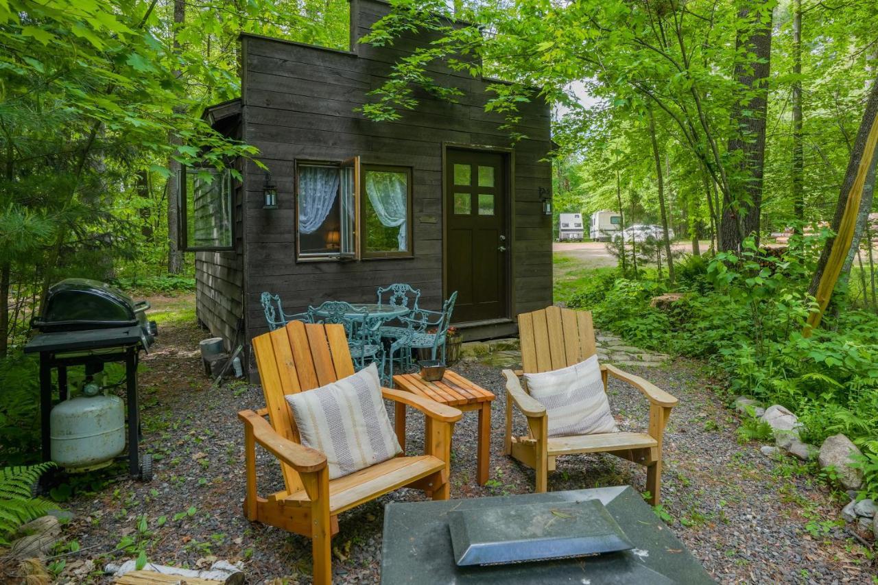 Vintage Wild West Tiny Hotel In The Woods! Pine City Exterior photo